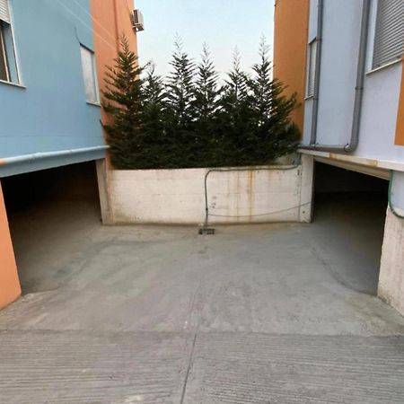 Emma'S Apartments Тирана Екстер'єр фото