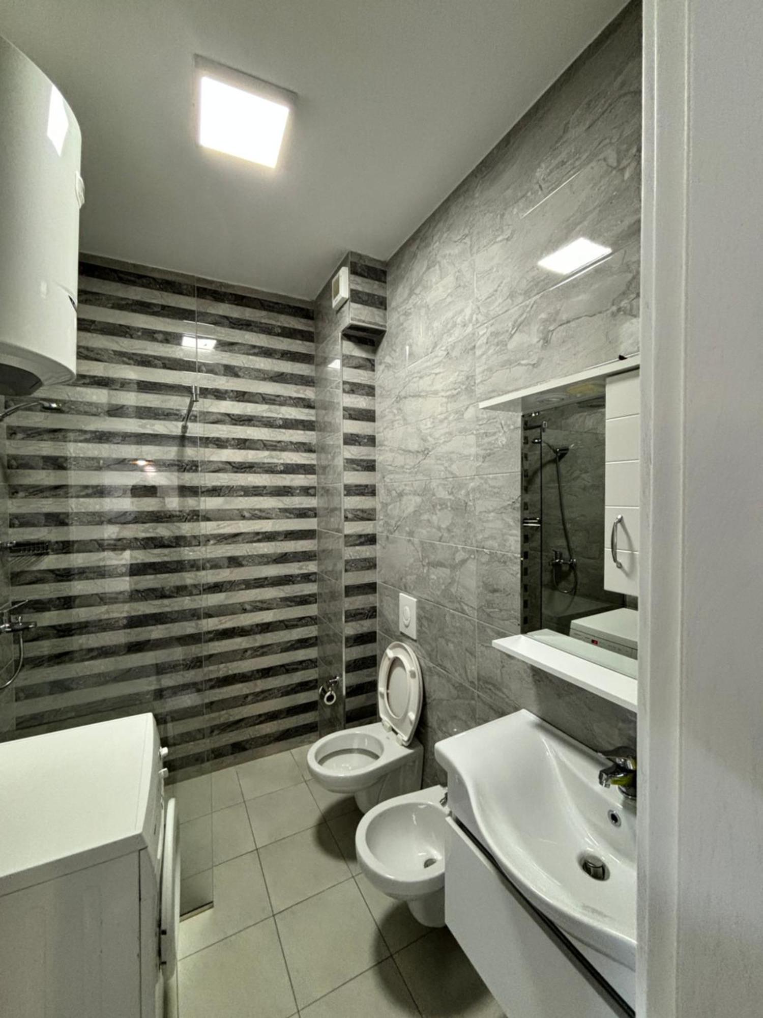 Emma'S Apartments Тирана Екстер'єр фото